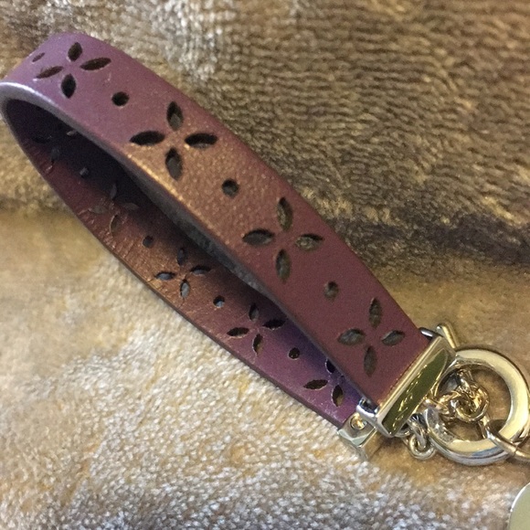 9/23/2013 Beautiful Heart Bracelet! - Picture 4 of 6